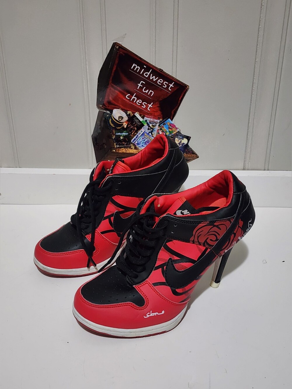 Nike SB Rose Custom High Heel Stiletto Red Black Womens Size 9.5 Rare